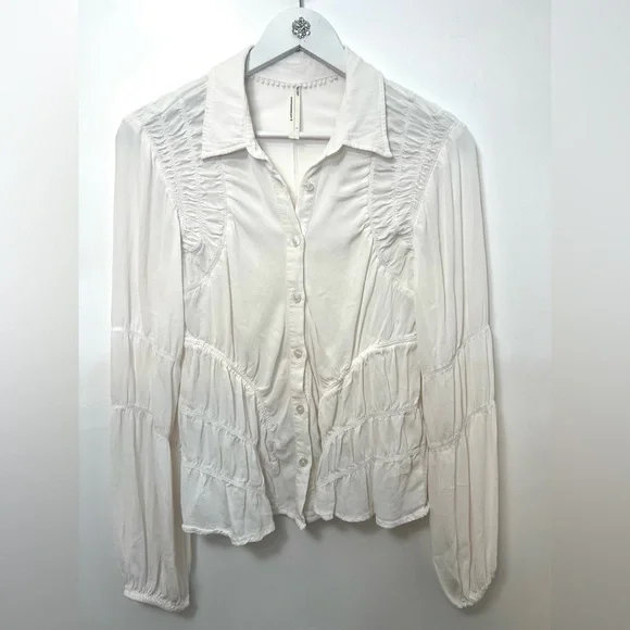 Anthropologie long sleeve shirred Cream Button-Down Shirt - Picture 4 of 8